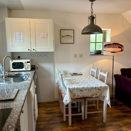 Little Bream - Pretty Cosy Cottage, Sea Views, Walk To The Beach Mawnan Smith Екстер'єр фото