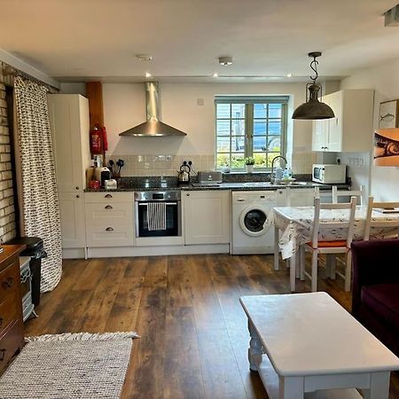 Little Bream - Pretty Cosy Cottage, Sea Views, Walk To The Beach Mawnan Smith Екстер'єр фото