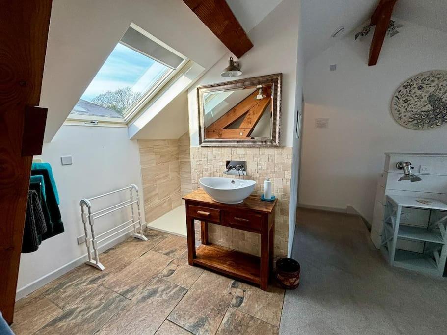 Little Bream - Pretty Cosy Cottage, Sea Views, Walk To The Beach Mawnan Smith Екстер'єр фото